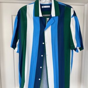 Zara Men's Short Sleeve Green Blue and White Striped Button Down Shirt